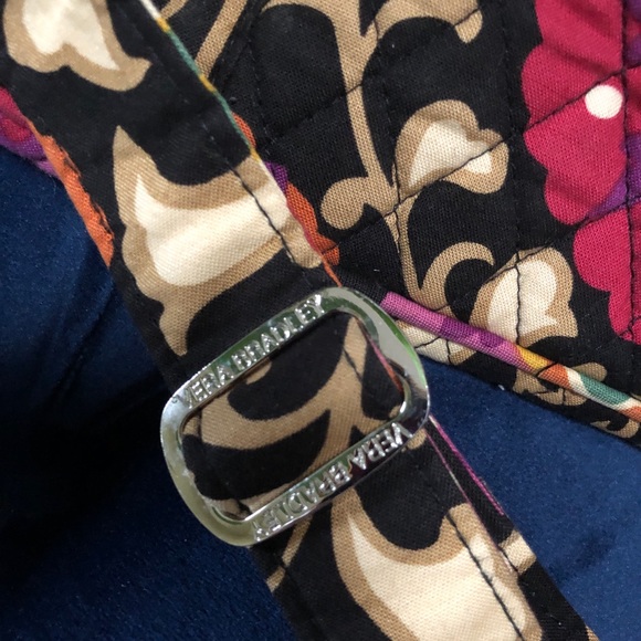 Vera Bradley cross body - Picture 3 of 5